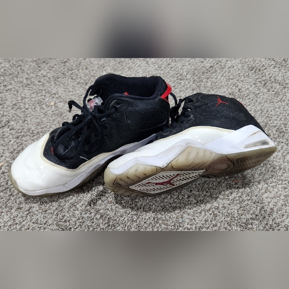 6.5 Y Air Jordan